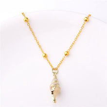 Load image into Gallery viewer, Vinswet 2019 Boho Conch Shell Necklace Conch Sea shell Necklace Pendant For Women Collier Femme Shell Cowrie Summer Jewelry